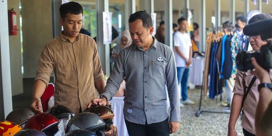 Bima Arya Wajibkan ASN Kota Bogor Berpakaian Kasual Produk Lokal saat Hari Selasa