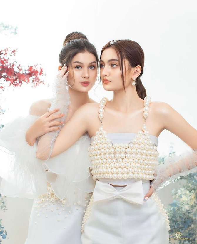 pemotretan terbaru zoe dan laura abbas