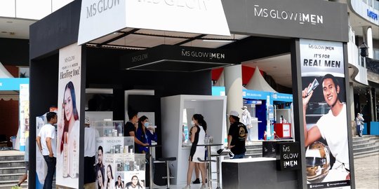 Booth MS GLOW For Men di Jakarta e-Prix Hadirkan Game Seru