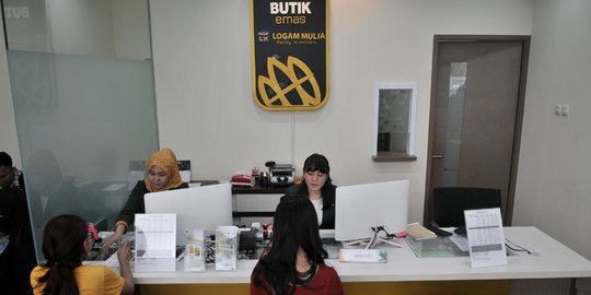 Naik Tipis, Harga Emas Dibanderol Rp980.000 per Gram