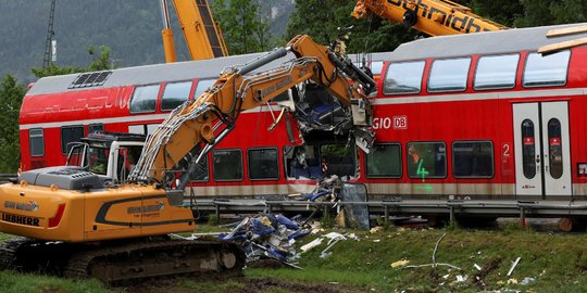 Kereta Tergelincir yang Tewaskan 5 Orang di Jerman