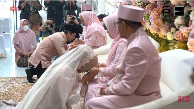 berlangsung khidmat intip momen pengajian 7 bulan kehamilan ria ricis