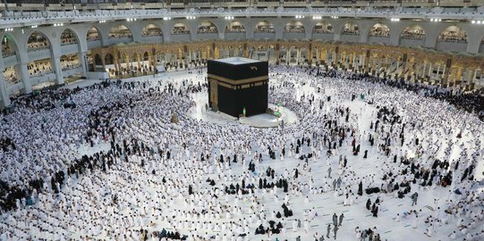 Berapa Besar Pendapatan Saudi dari Umrah dan Haji? Ini Datanya