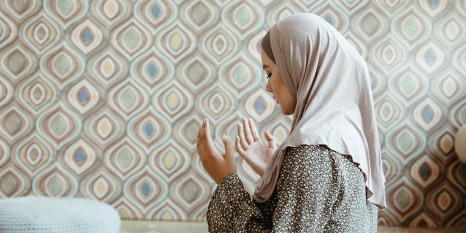 Bacaan Doa Membuka Pakaian dan Berpakaian dalam Bahasa Arab, Lengkap dengan Artinya