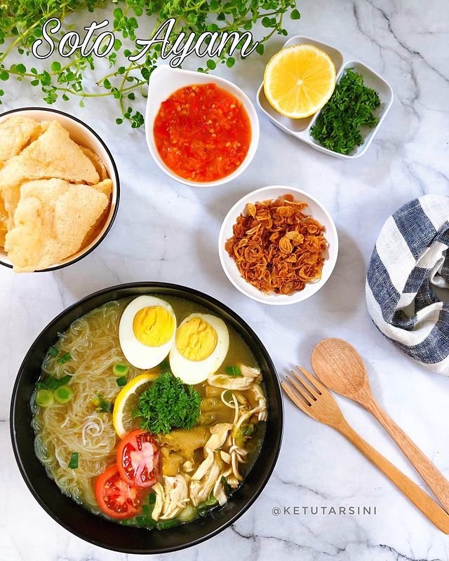 soto ayam ceker