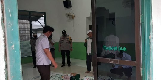 Geledah Markas Khilafatul Muslimin Surabaya Raya, Polisi Bawa Sejumlah Dokumen