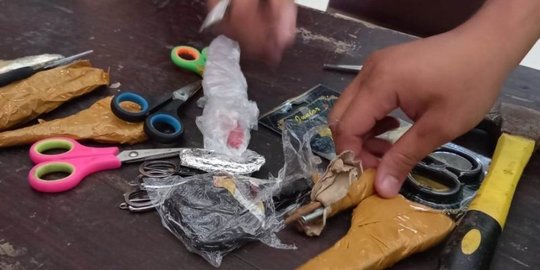 Petugas Sita Palu, Paku hingga Cobek dari Jemaah Calon Haji