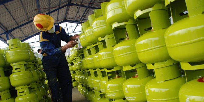 Apresiasi Tambah Subsidi, Pertamina Jaga Pasokan Energi | Merdeka.com