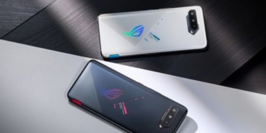 ASUS Tawarkan Penawaran Menarik ROG Phone dan Zenfone di JFK 2022