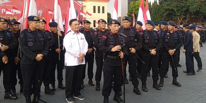 Kapolri Resmi Kukuhkan Dankor Brimob Polri Dipimpin Jenderal Bintang ...