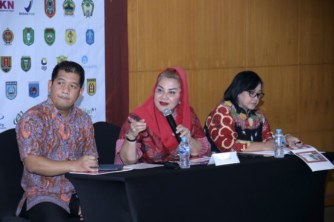 wakil wali kota semarang hevearita gunaryanti rahayu saat presentasi kompetisi pengelolaan pengaduan pelayanan publik nasional 2019