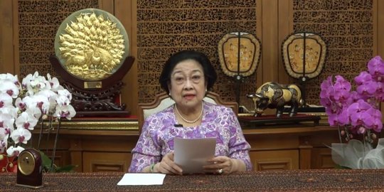 Hasto: Mbah Moen Titipkan PPP ke Megawati agar Kerja Sama dengan PDIP