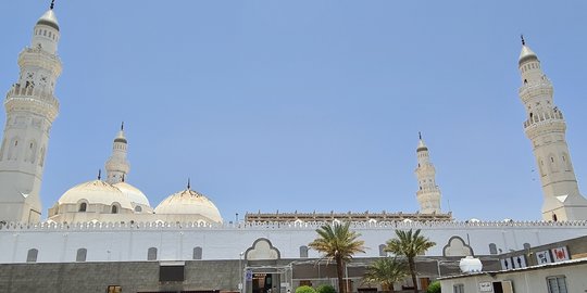 Berkah Pahala Salat di Masjid Quba, Masjid Pertama Dibangun Rasulullah di Madinah