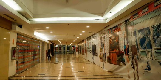 Potret Plaza Semanggi yang Sepi Aktivitas