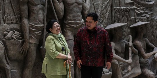 Keakraban Megawati dan Erick Tohir Kunjungi Sarinah