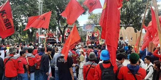 Ribuan Buruh Bakal Gelar Demo di Depan Gedung DPR Hari Ini
