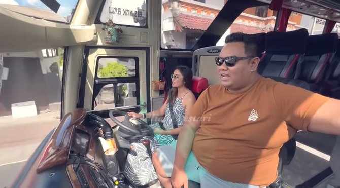 dulu jasa rental mobil kecil kini bos po bali radiance sukses miliki 11 bus