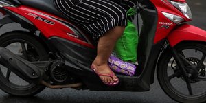 Pengguna Motor Diimbau Tidak Memakai Sandal Jepit Saat Berkendara