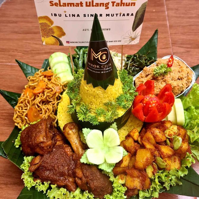 deretan tumpeng istimewa di blitar untuk melengkapi berbagai momen syukuran