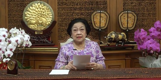 Megawati Ingatkan Kepala Daerah PDIP: Jangan Mau Jadi Magnetnya Eksekutif Saja