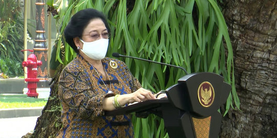 Megawati Puji John Wempy Minta Restu Sebelum Jadi Wamendagri: Contoh Kader PDIP