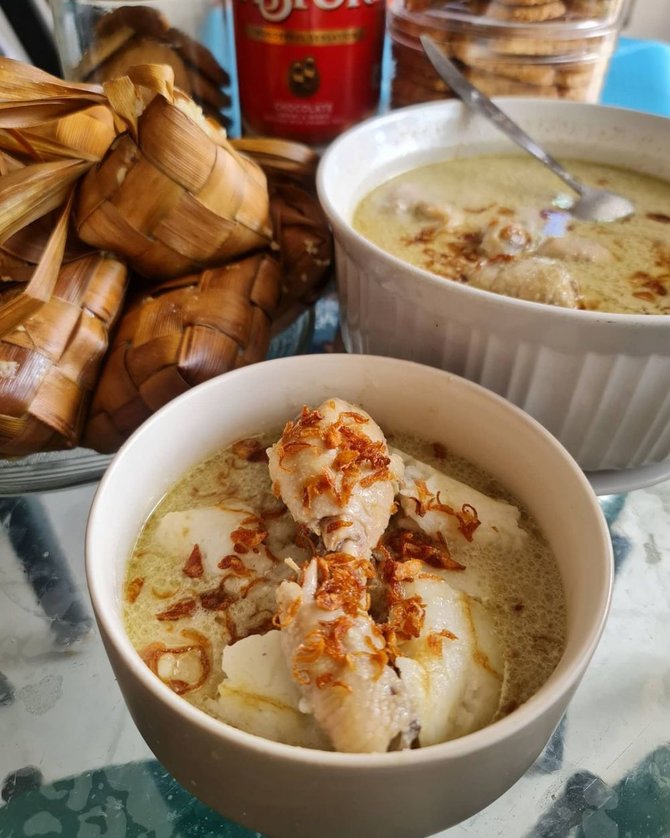 opor ayam putih spesial