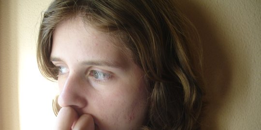 Cara Mengatasi Anxiety Disorder, Lengkap Beserta Gejala dan Penyebabnya