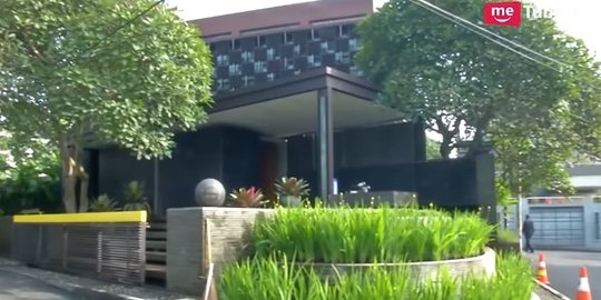 12 Potret Unik Rumah Gubernur di Indonesia, Hunian Ridwan Kamil Curi Perhatian
