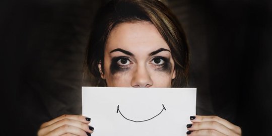 13 Cara Mengatasi Bipolar Disorder agar Tak Sering Kambuh, Penuhi Nutrisi