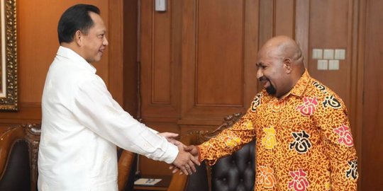 Mendagri Terima Kunjungan Gubernur Papua