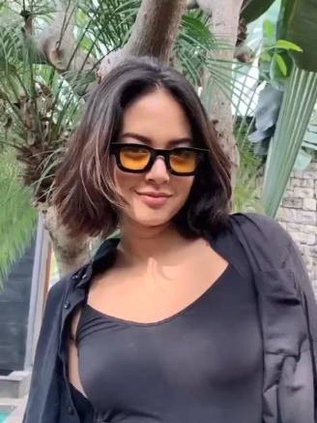 curi perhatian ini potret penampilan terbaru aurelie moeremans dengan rambut pendek