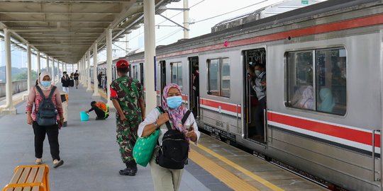 Pengguna KRL di Stasiun Matraman Capai 1.230 Orang per Hari