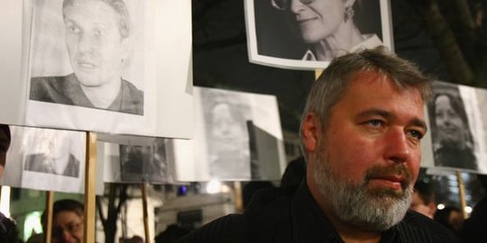 Jurnalis Rusia Pemenang Nobel Perdamaian Jual Hadiahnya untuk Anak-Anak Ukraina