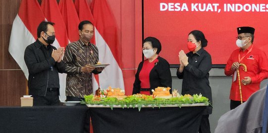 Jokowi: Dari Lubuk Hati Paling Dalam, Megawati Sangat Cantik dan Karismatik