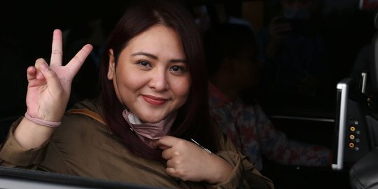 Senyum Audy Item usai Diperiksa Terkait Dugaan Pengeroyokan Iko Uwais