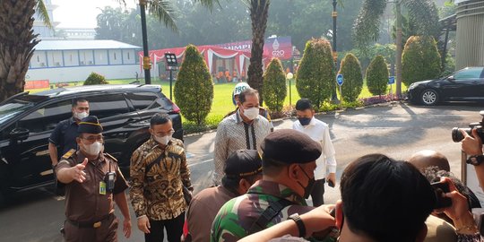 Penuhi Panggilan Kejagung, M Lutfi Irit Bicara