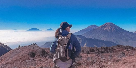 Punya Hobi Menantang, Ini Potret Para Pemain Suara Hati Istri yang Gemar Naik Gunung