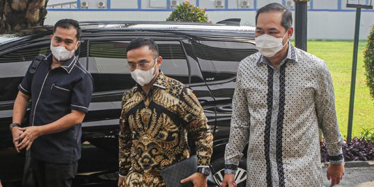 Eks Mendag Lutfi Diperiksa Kejagung, DPR: Dia Yakinkan Publik Adanya Mafia Migor