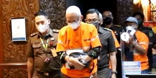 Eks Pimpinan Bank Jatim Ditahan Terkait Kasus Kredit Macet