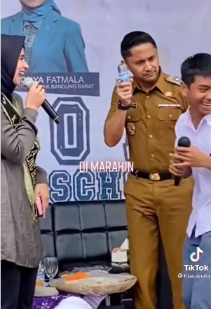 istri cantik kepala daerah eks artis dirayu anak sma