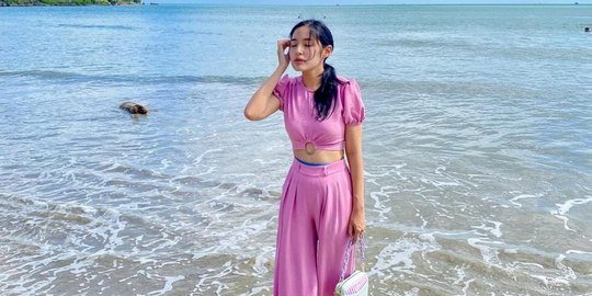 Cantik dan Memesona, Ini Potret Tiffany Soetanto Istri Chef Arnold Liburan di Bali