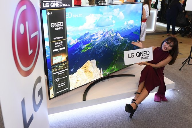 lg indonesia pasarkan varian terbesar lg qned mini led tv ukuran 86 inci