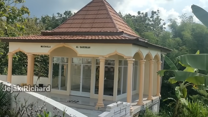 makam didi kempot di ngawi