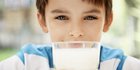 Susu Miliki Peranan Besar Mulai pada Bayi Hingga Lansia
