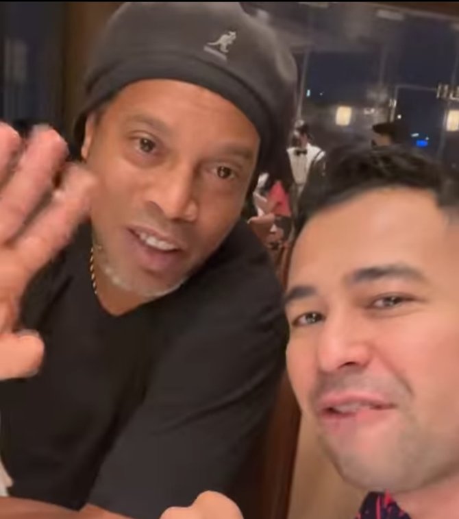 5 momen ronaldinho di indonesia mampir ke rumah raffi ahmad