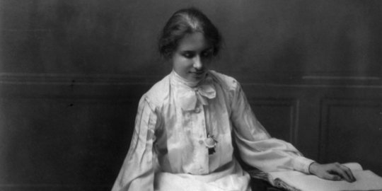 27 Juni: Kelahiran Helen Keller, Pejuang Kemanusiaan yang Inspiratif