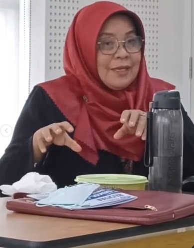 cerita sri rahayu bertemu dengan muridnya sukses jadi dokter tapi lupa pada gurunya