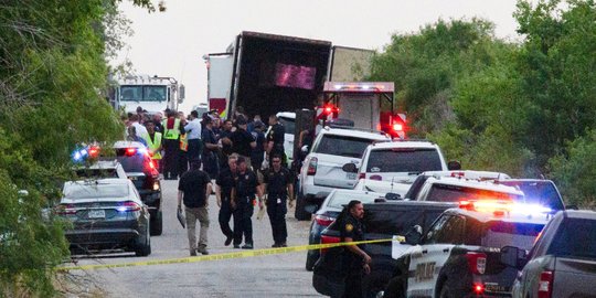 Tragis, 46 Mayat Imigran Ditemukan di Dalam Truk Trailer di Texas