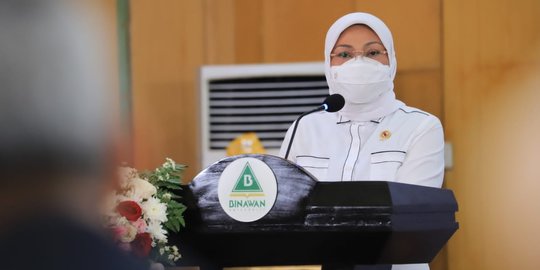 Menaker Ida Fauziyah Lepas 150 Perawat Profesional ke Arab Saudi
