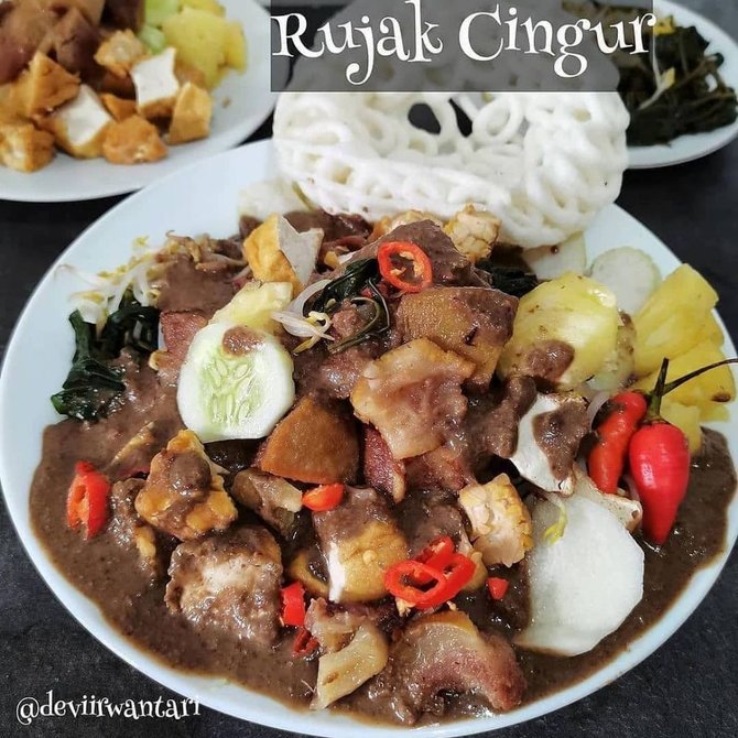 makanan berbumbu kacang